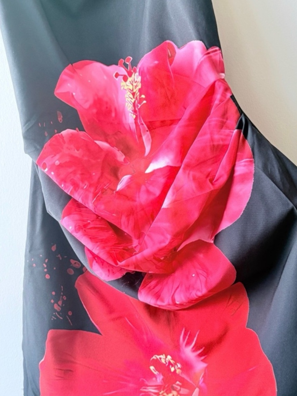 Black Floral Halter Dress Size M Red Flower Open Back Tie Neck